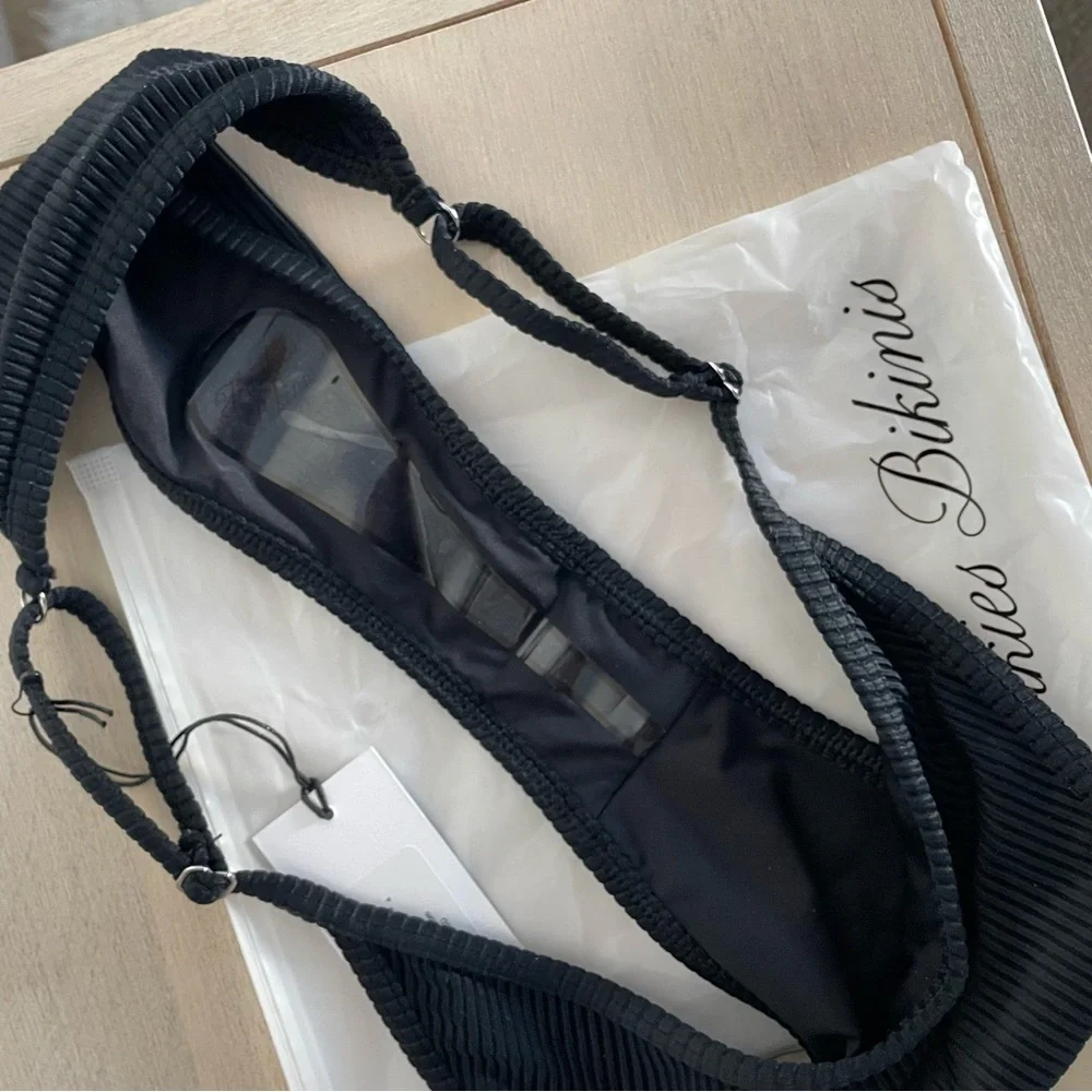 NWT Frankies Bikinis Black Luna Bikini Bottom